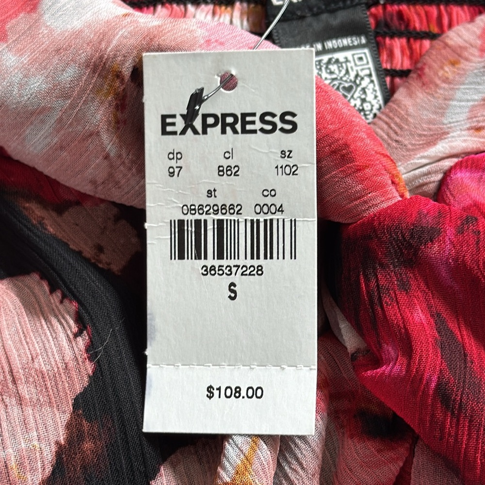 Express Pink and Red Ruched Ruffled Blouse - Picture 5 of 9